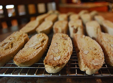 almond biscotti